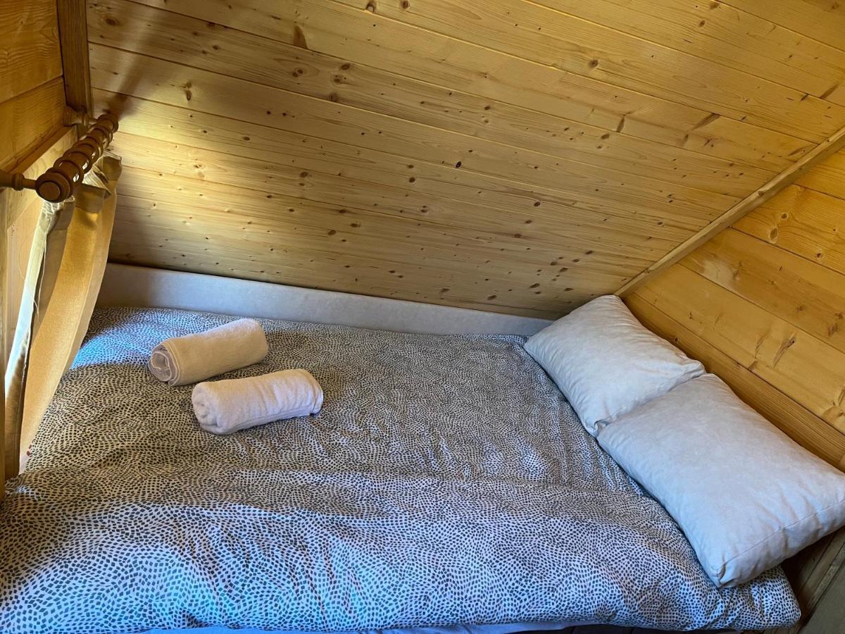 Apartmani Joka I Drvene Kucice Vrdnik Εξωτερικό φωτογραφία