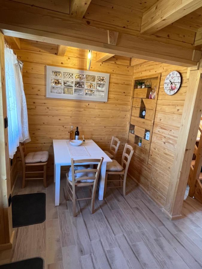 Apartmani Joka I Drvene Kucice Vrdnik Εξωτερικό φωτογραφία