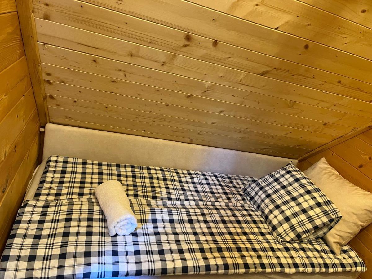 Apartmani Joka I Drvene Kucice Vrdnik Εξωτερικό φωτογραφία