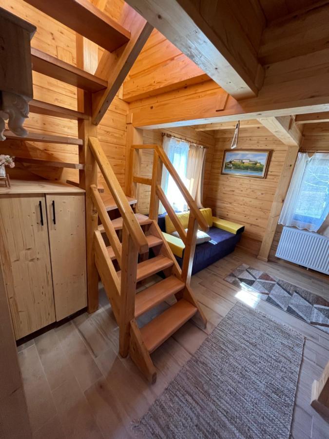 Apartmani Joka I Drvene Kucice Vrdnik Εξωτερικό φωτογραφία