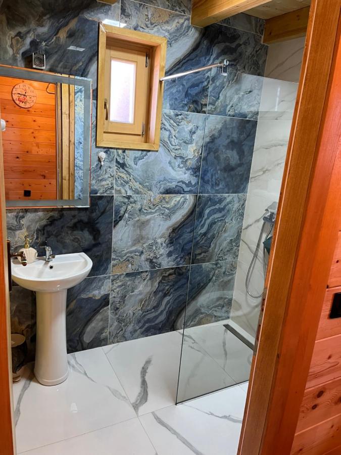 Apartmani Joka I Drvene Kucice Vrdnik Εξωτερικό φωτογραφία